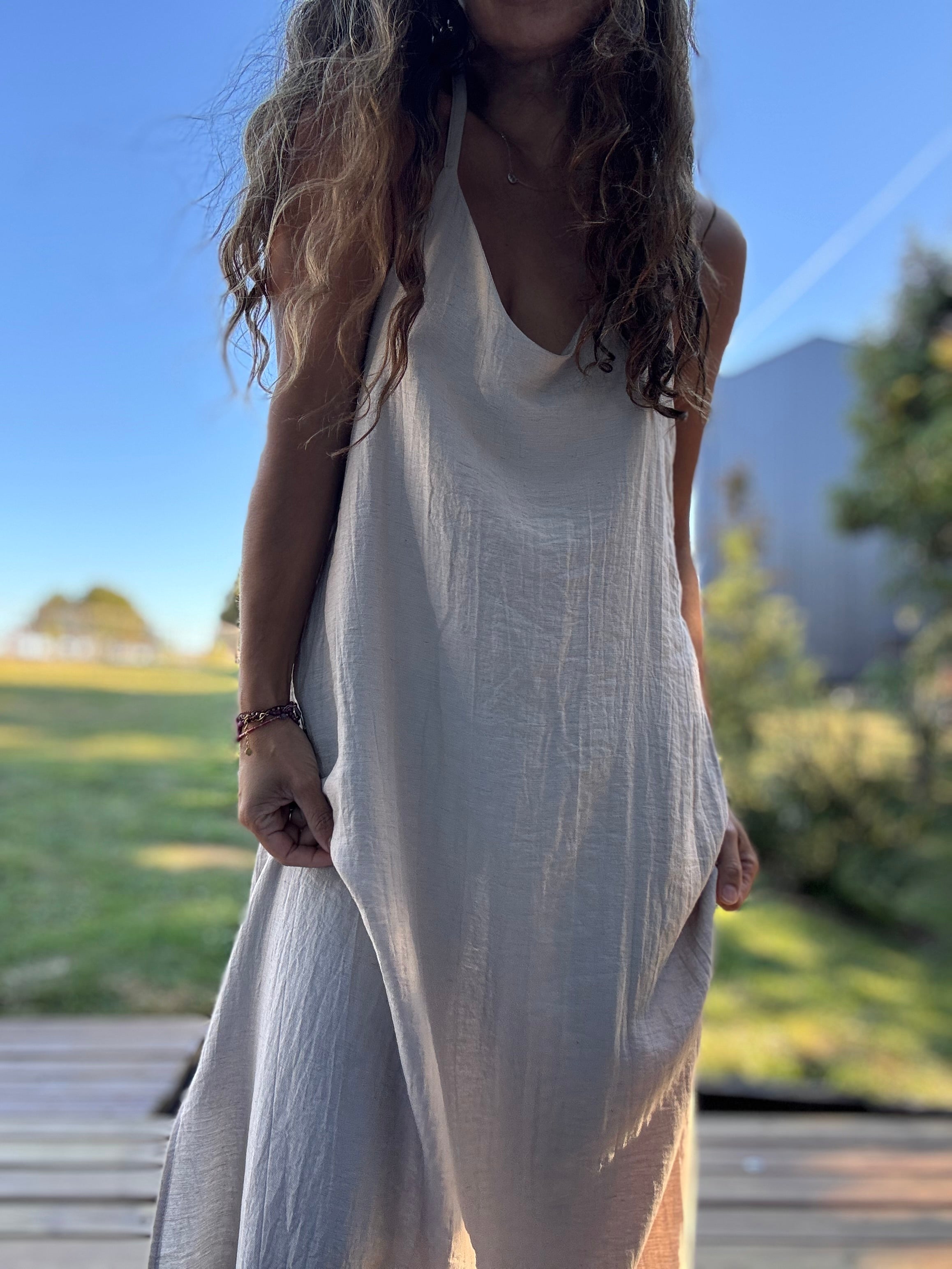 Vestido Clara color crudo