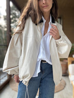 Chaqueta cuello negro