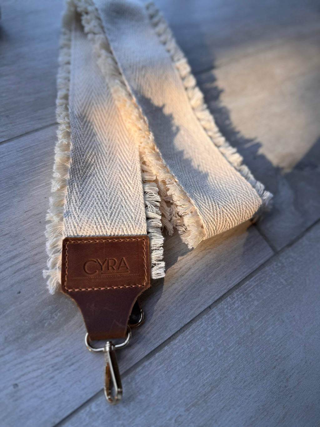 Strap flecos crudo