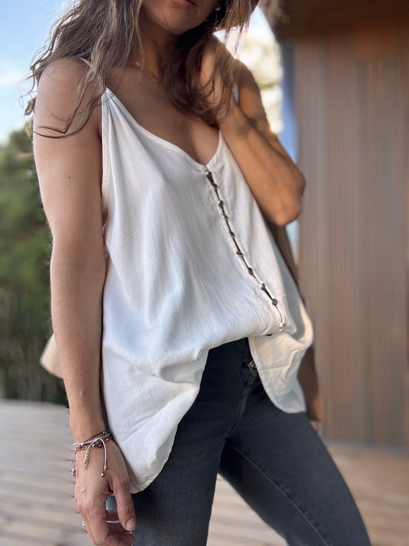 Blusa botones metálicos blanco