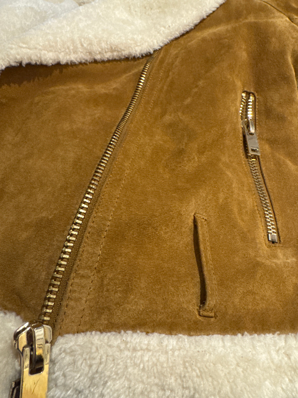 Chaqueta 100% piel marca Zara usada