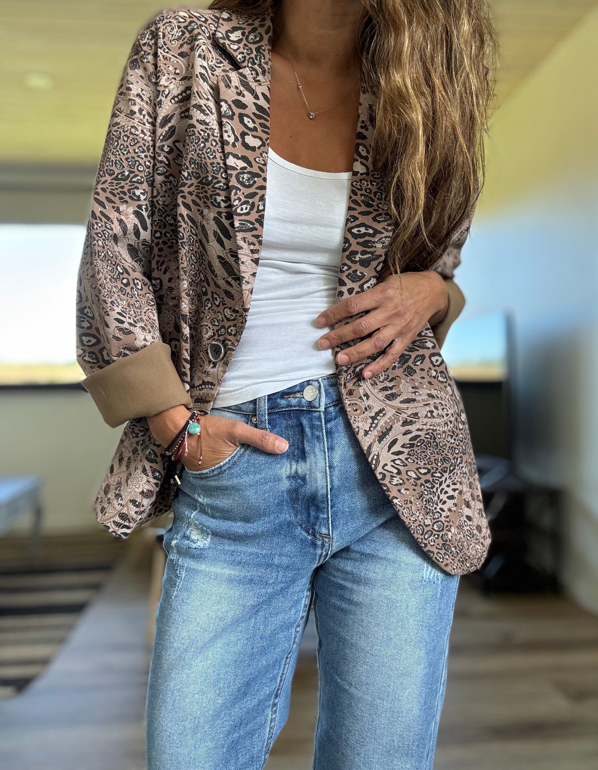 Blazer animal print elasticado