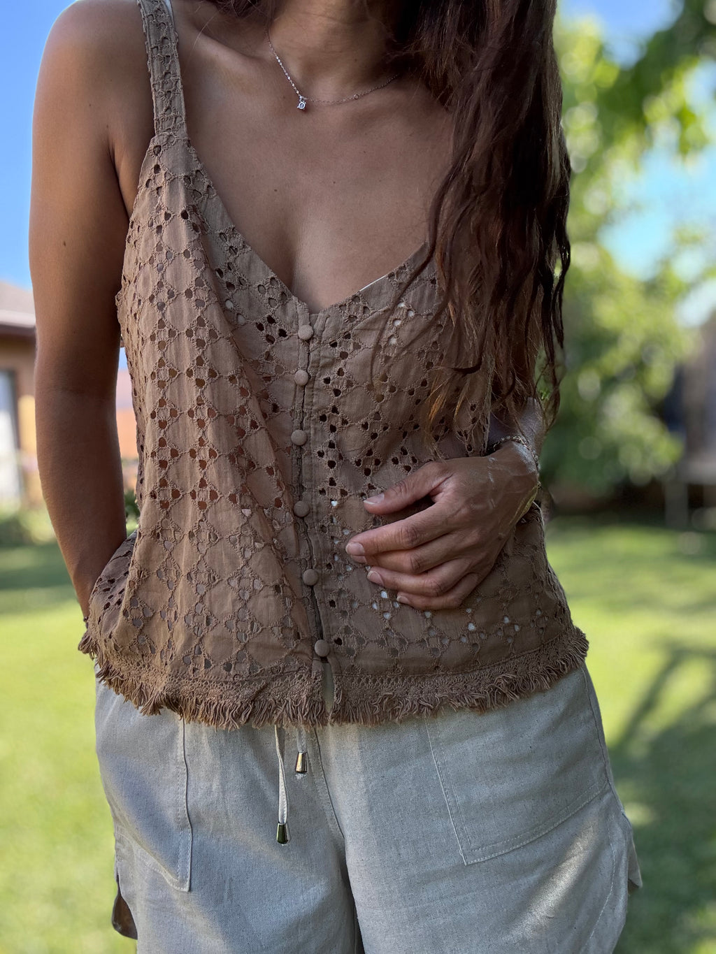 Polerita broderie flecos café