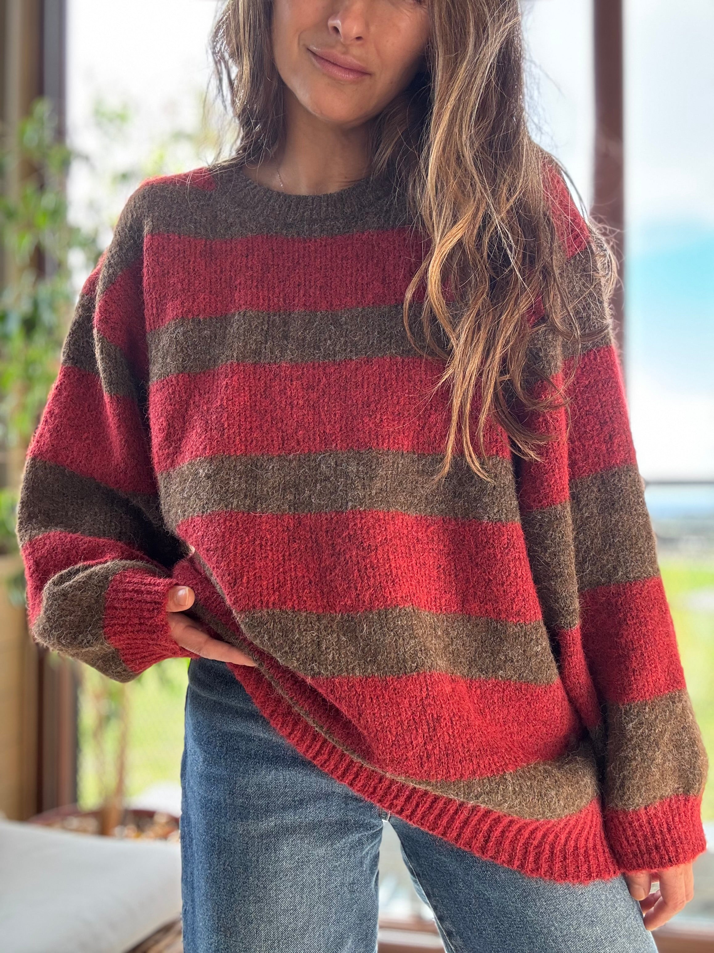Chaleco líneas rojo café