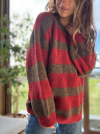 Chaleco líneas rojo café