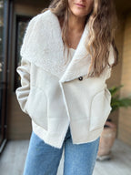 Chaqueta eco cuero piel marfil