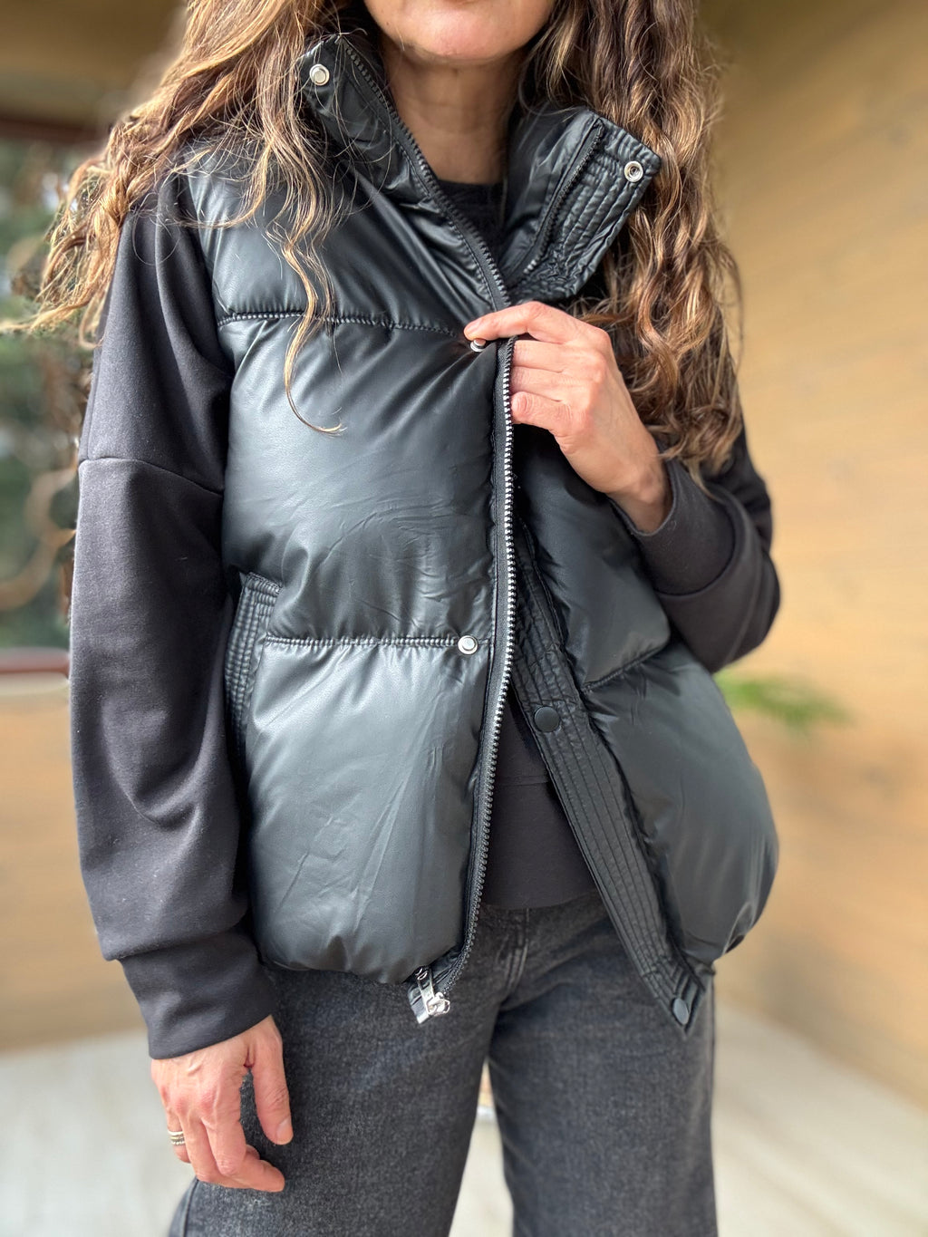 Parka sin mangas impermeable negro