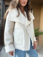 Chaqueta eco cuero piel marfil