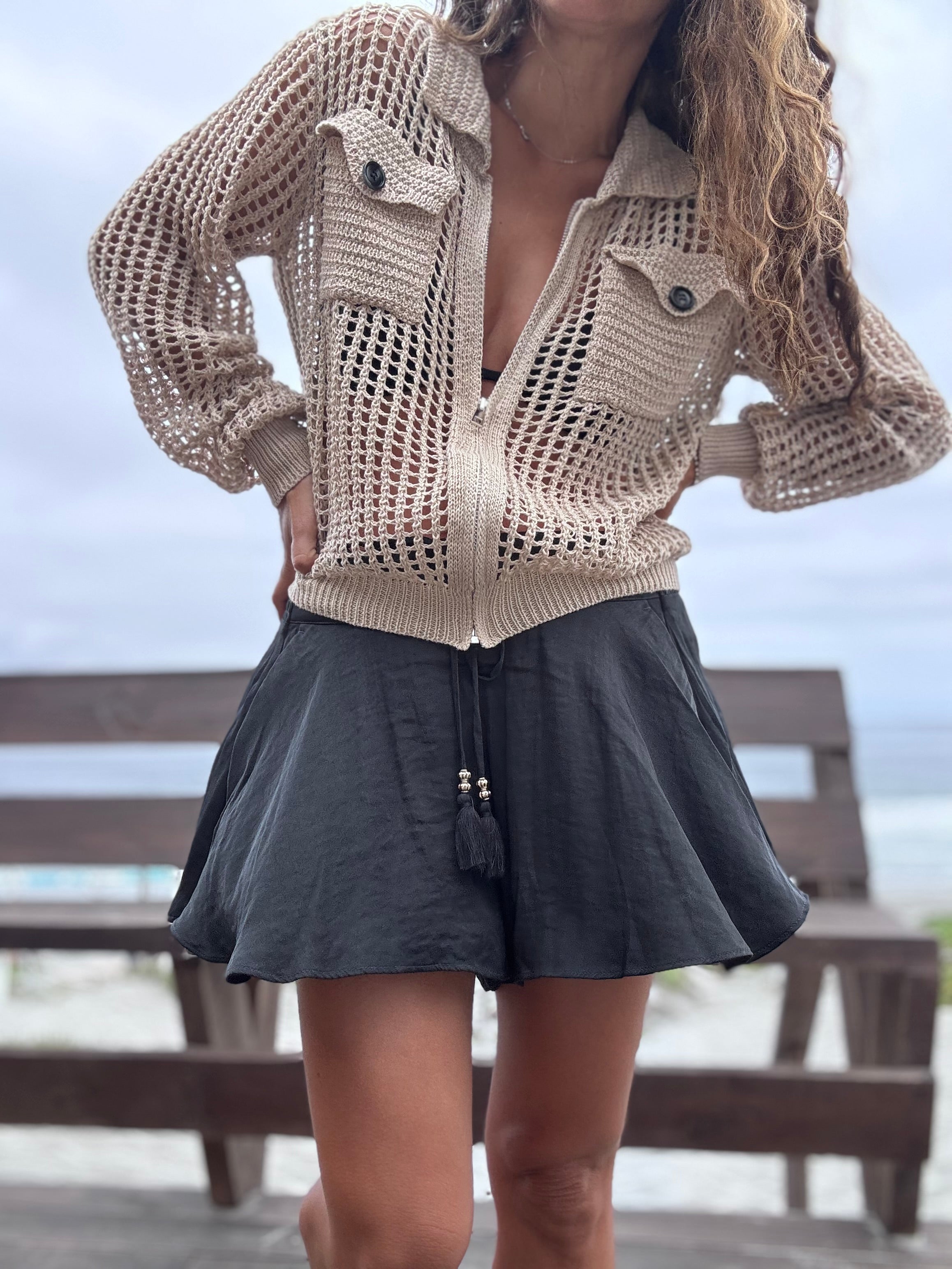 Chaleco hilo cierre beige