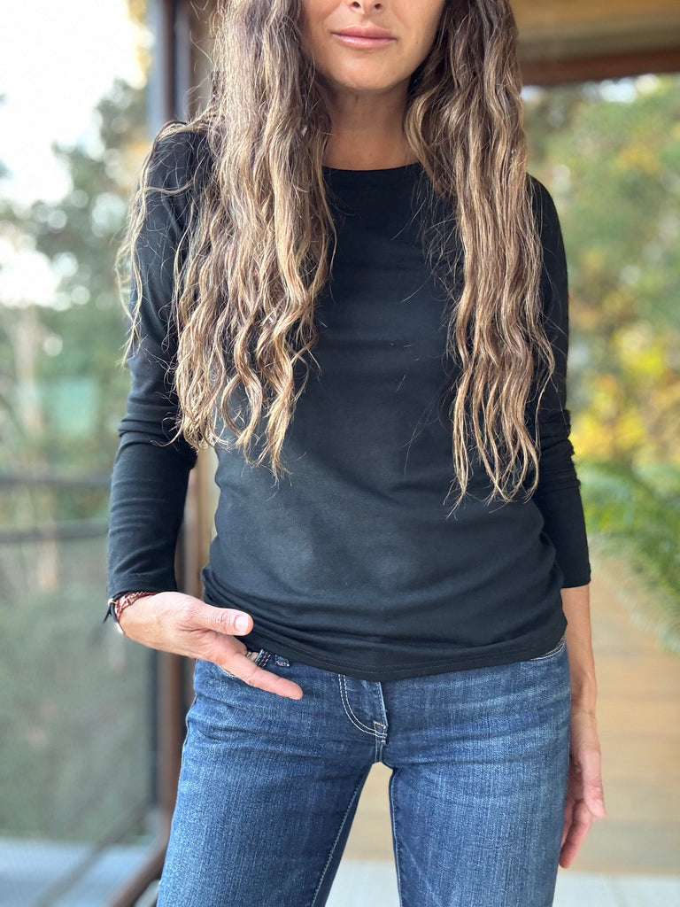 Polera básica algodón negro