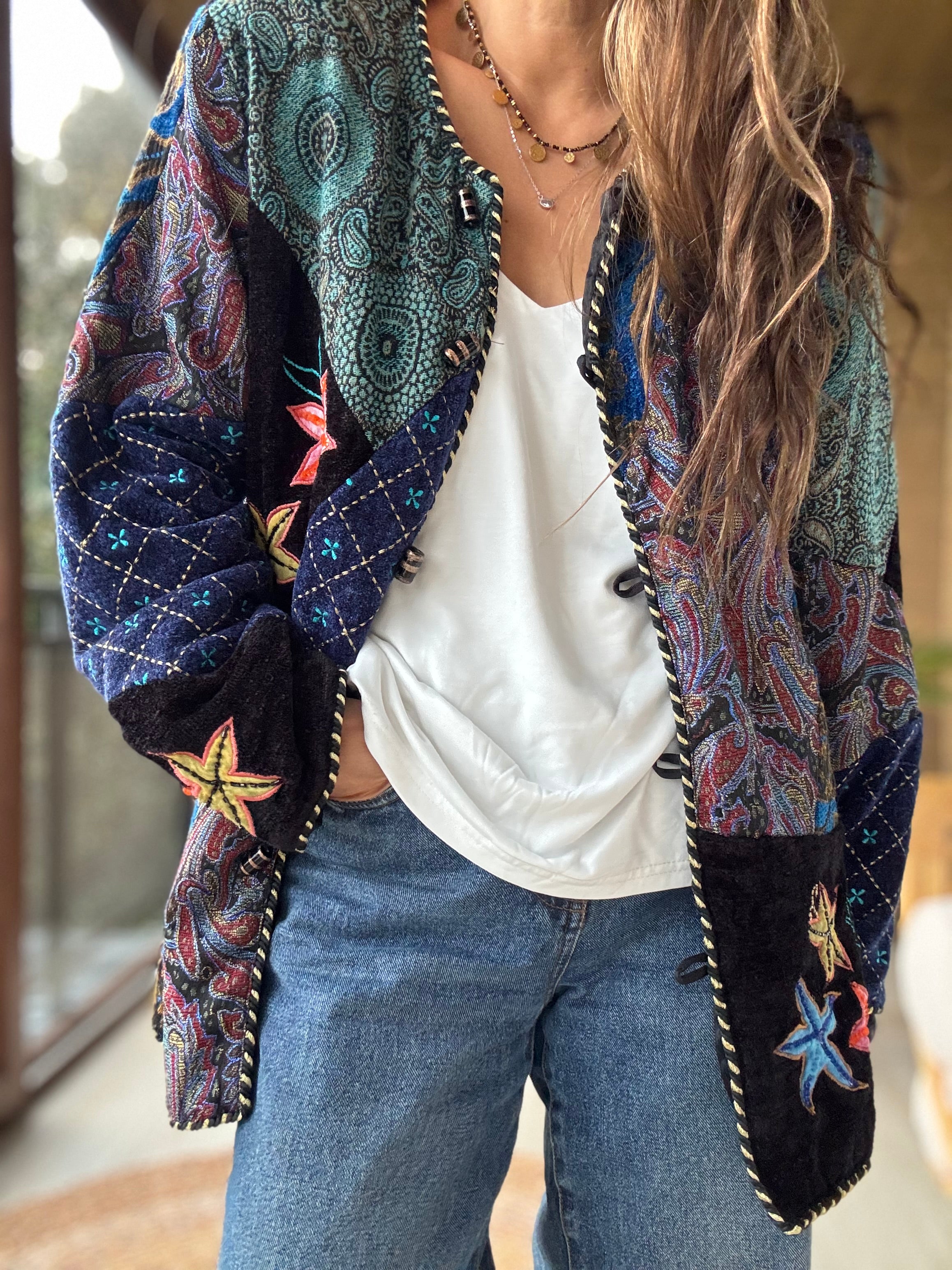 Chaqueta Patchwork con bordados única