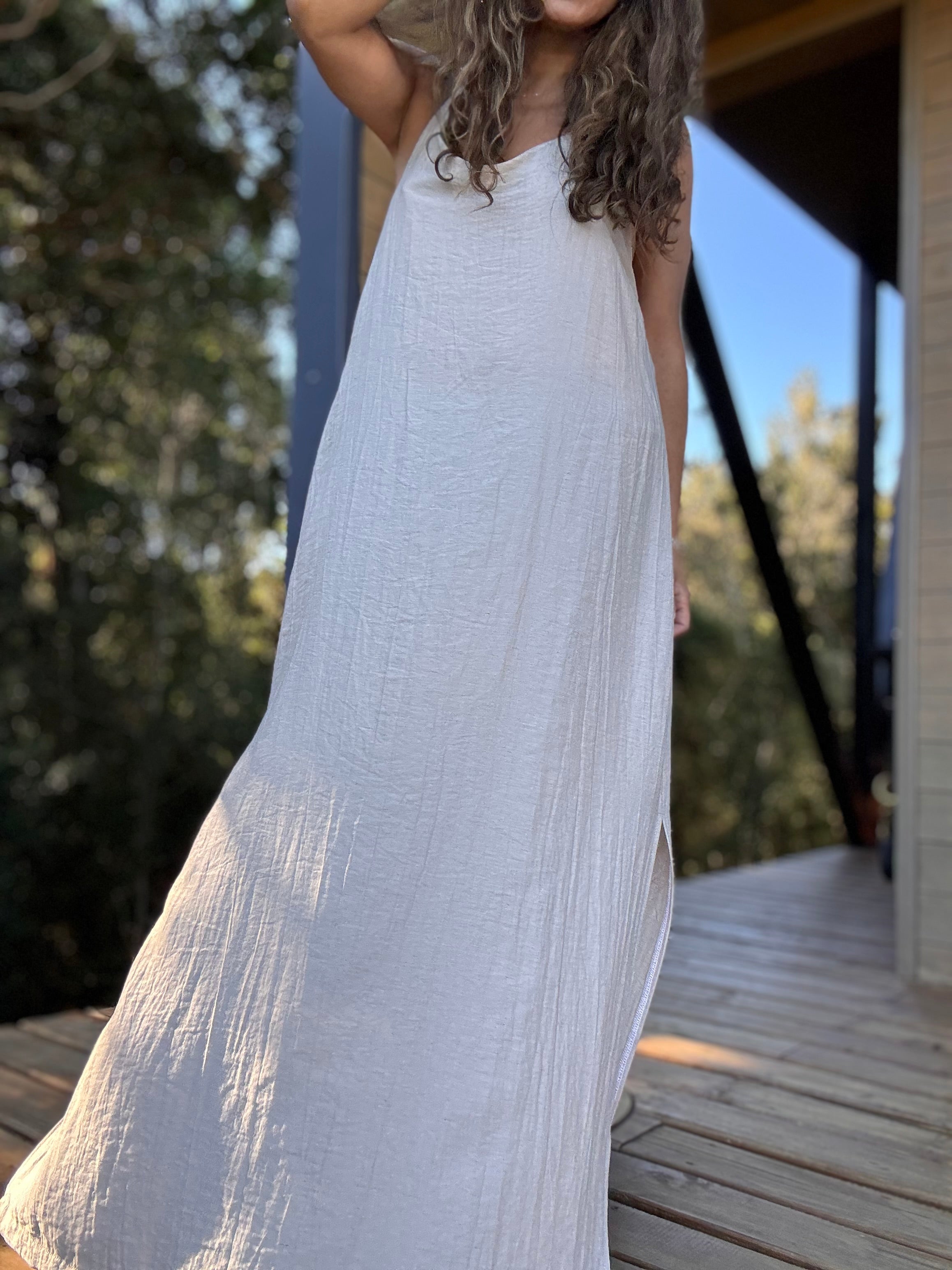 Vestido Clara color crudo