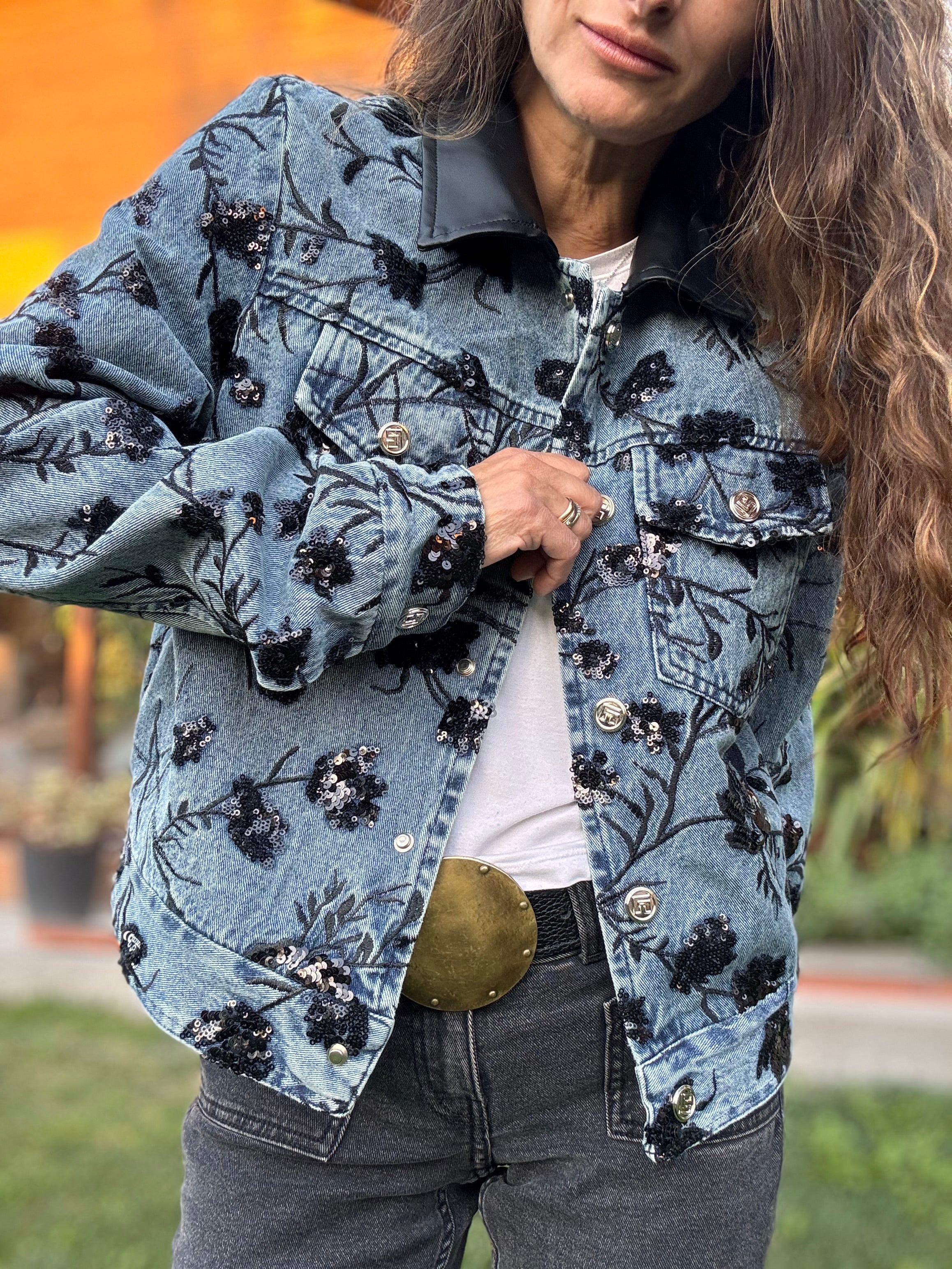 Chaqueta bordada lentejuelas