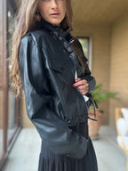 Chaqueta eco cuero corta