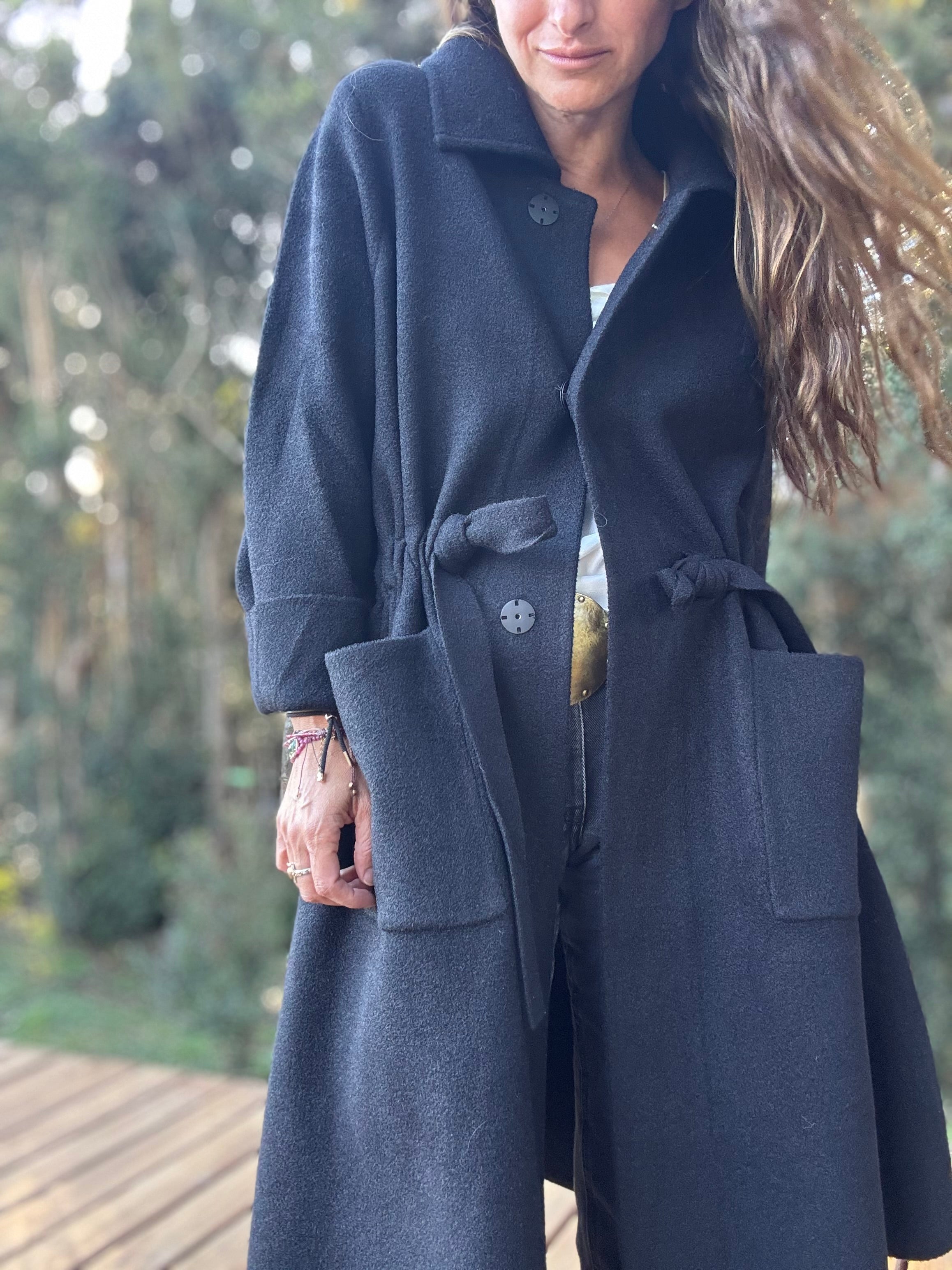 Abrigo Mery negro