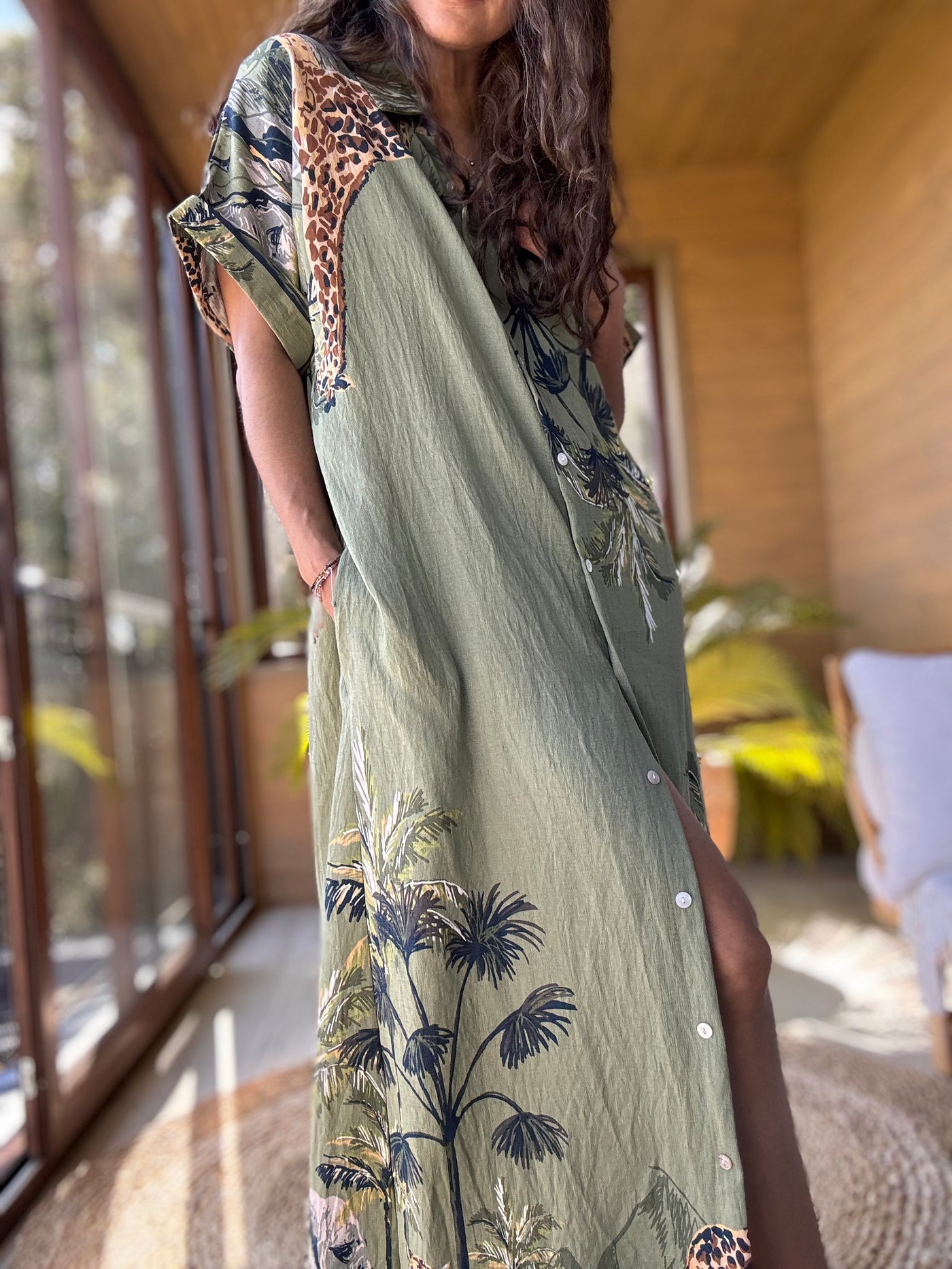 Vestido selva verde manga corta