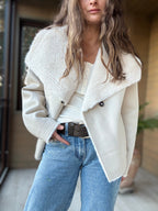 Chaqueta eco cuero piel marfil
