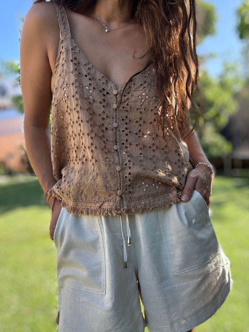 Polerita broderie flecos café