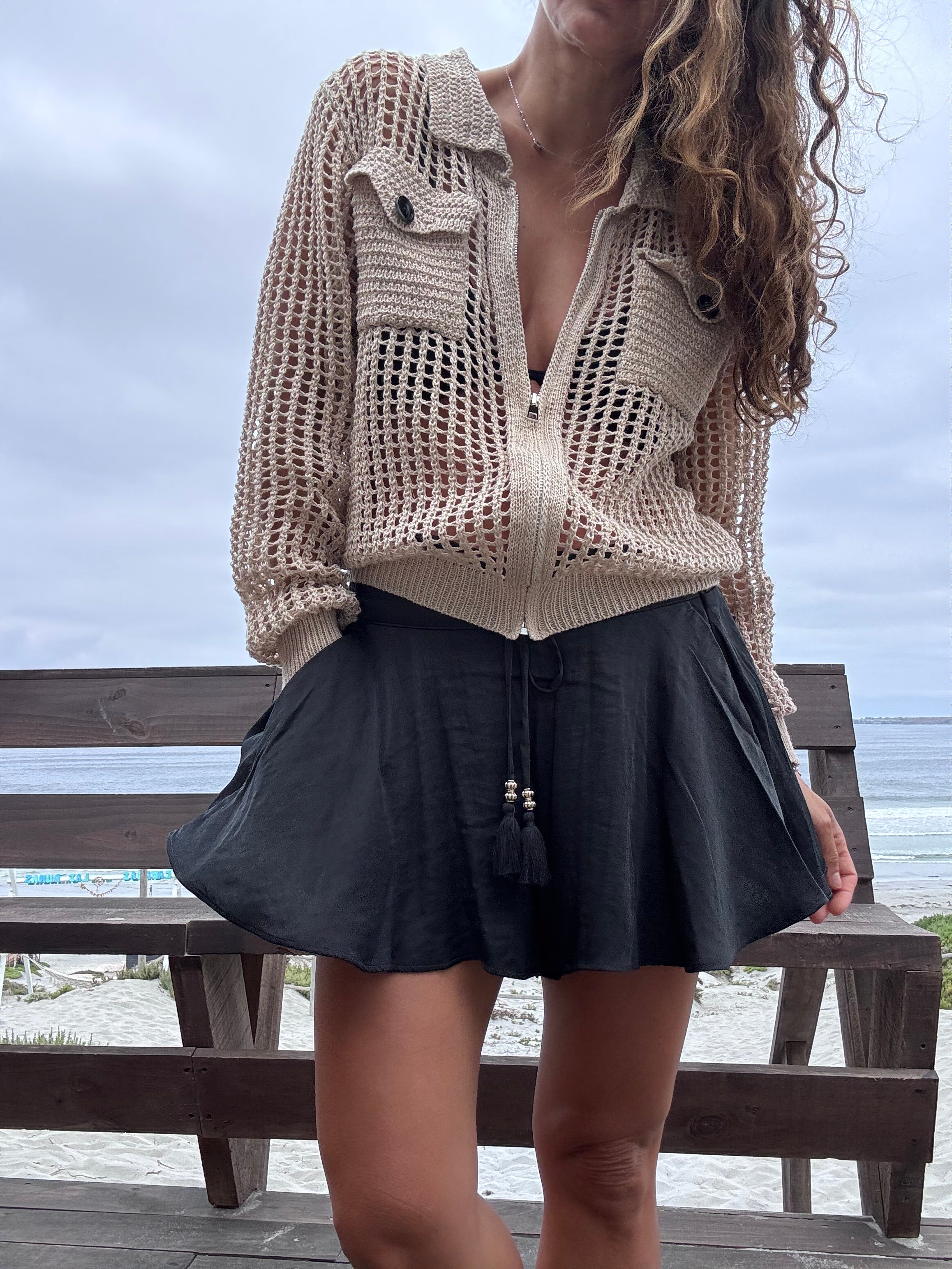 Chaleco hilo cierre beige