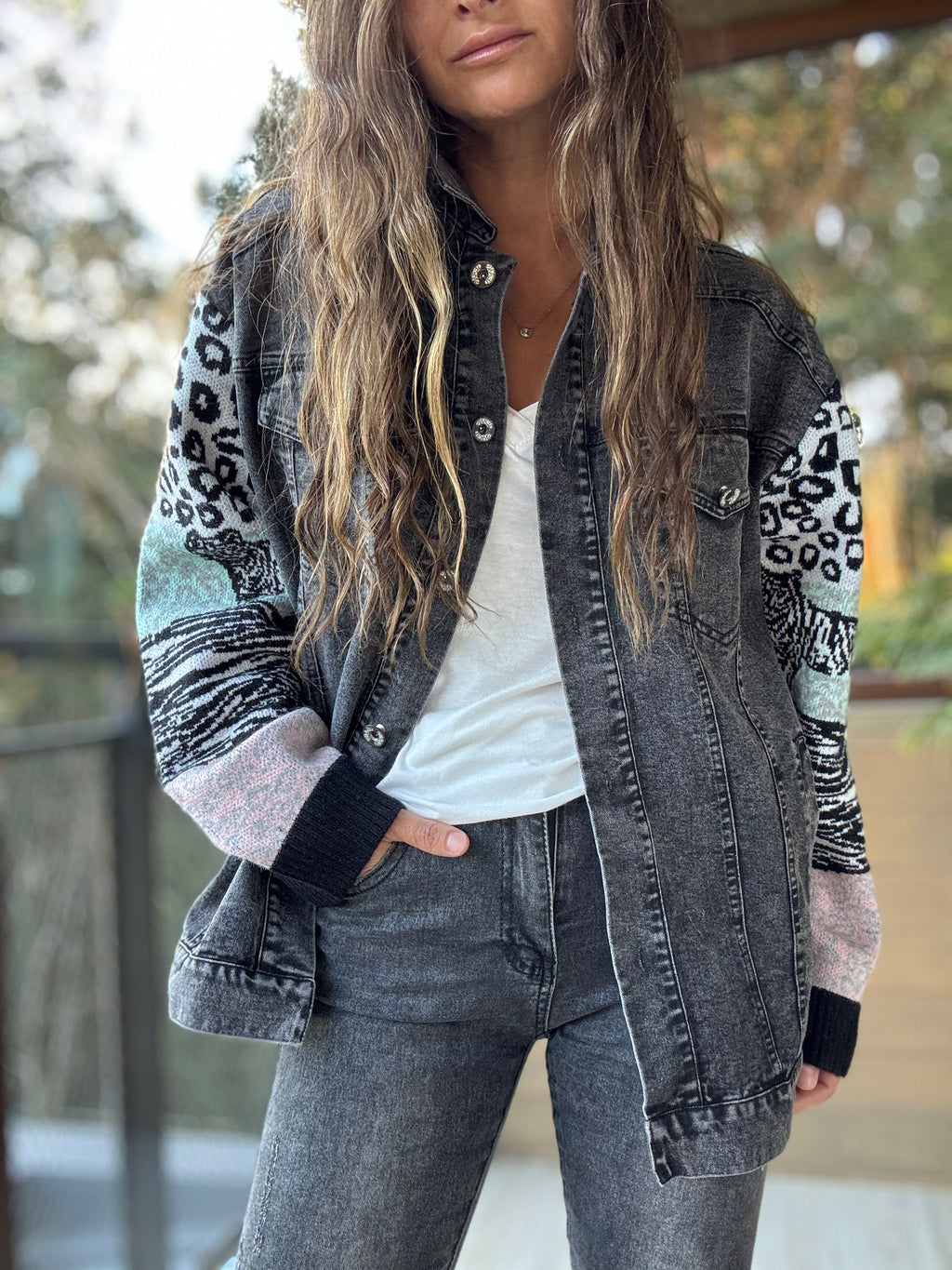 Chaqueta mixta negro jeans lana
