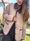 Parka acolchada café cuello cotelé