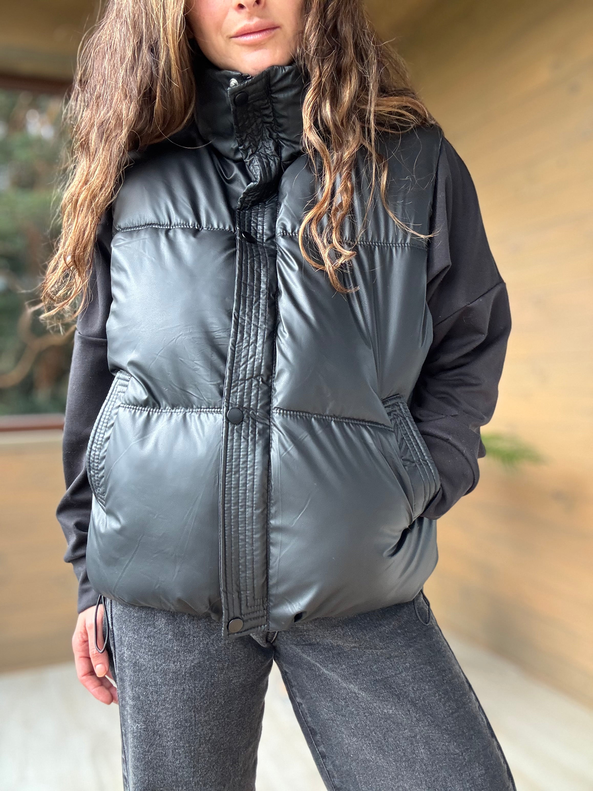 Parka sin mangas impermeable negro