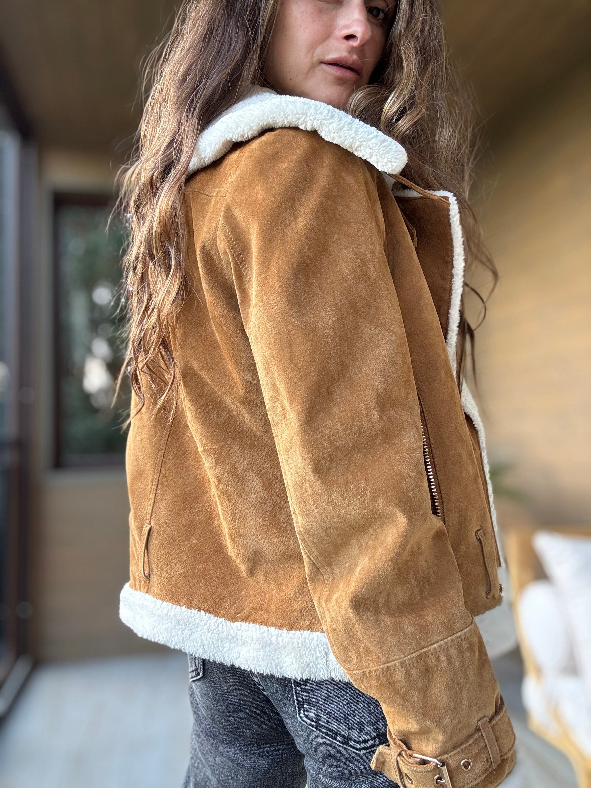 Chaqueta 100% piel marca Zara usada