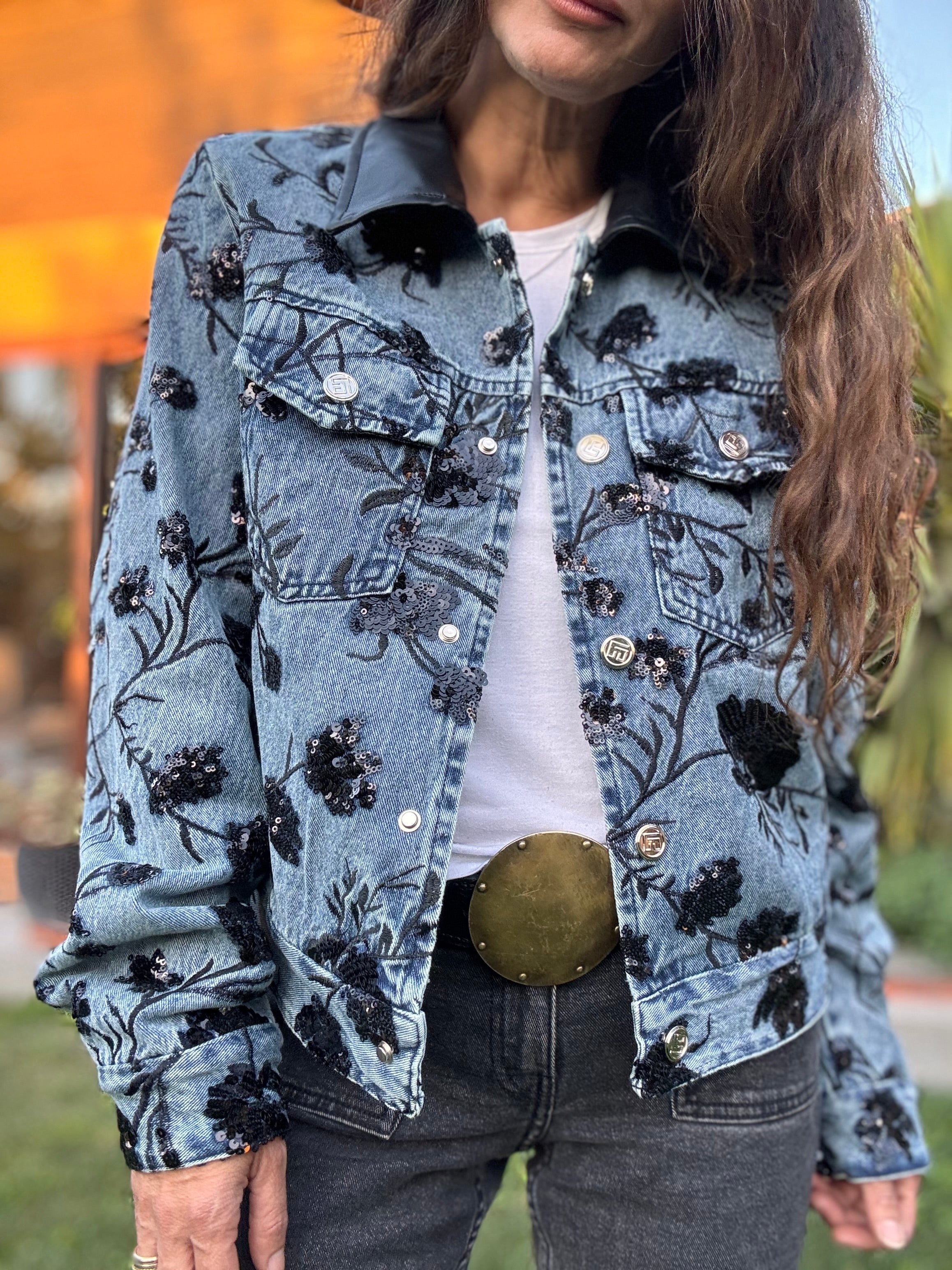 Chaqueta bordada lentejuelas