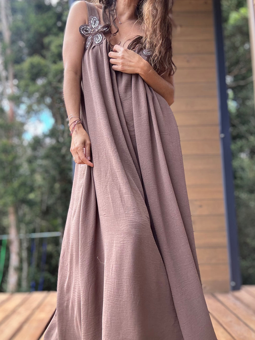 Vestido Flor café