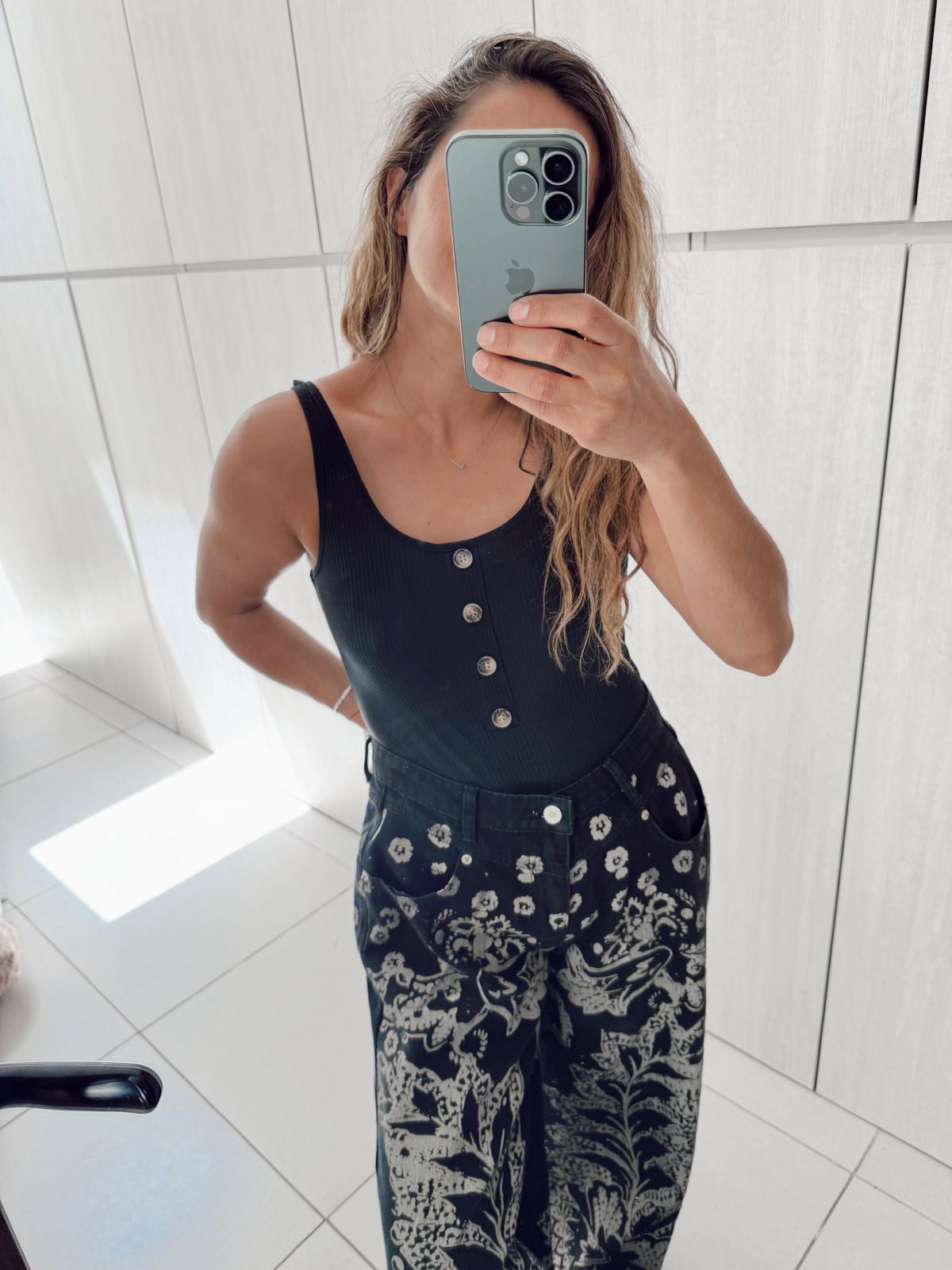 Body botones negro