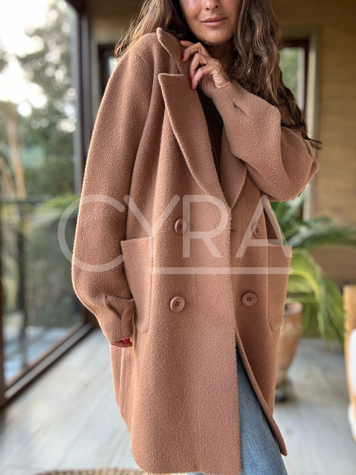 Abrigo Mariana Camel