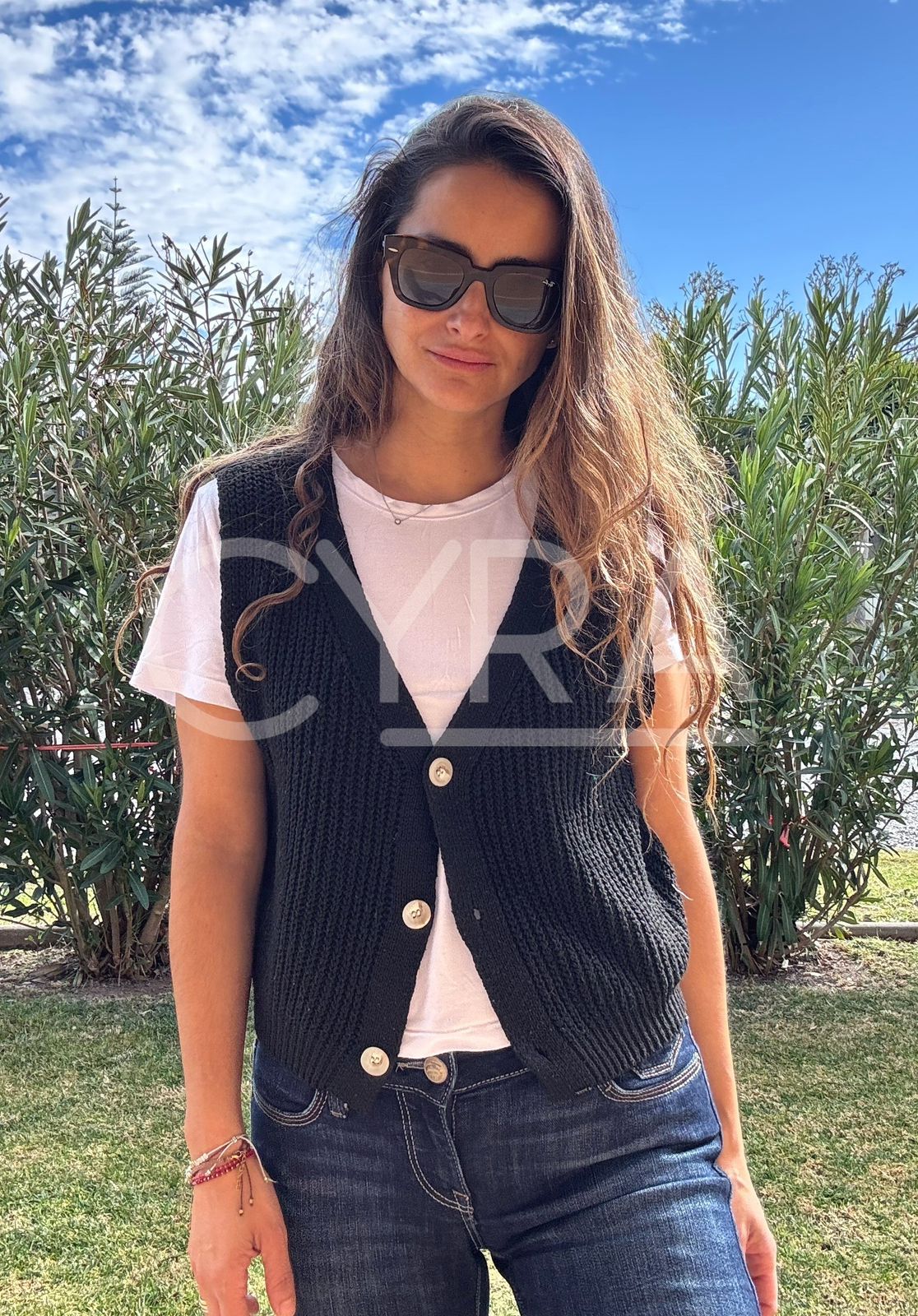 Chaleco sin mangas negro