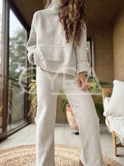 Conjunto de lana Crudo