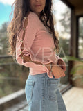 Polera Ema botón rosado