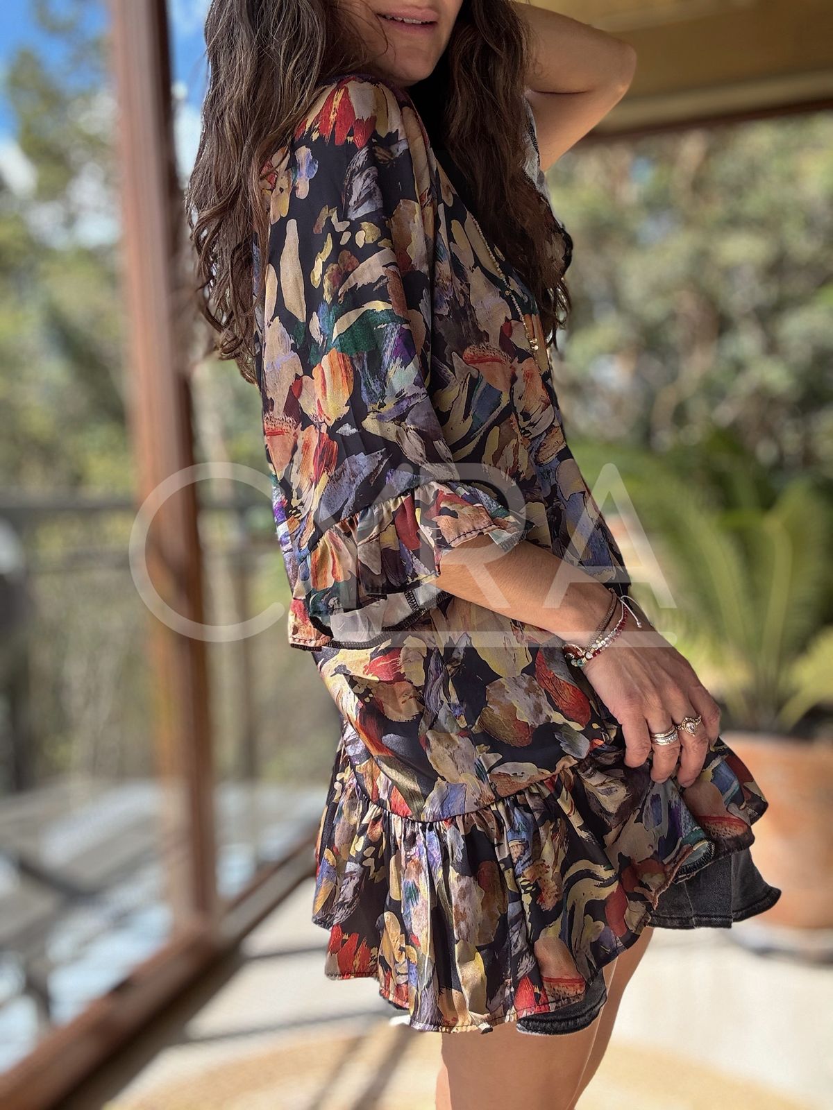 Blusón Flores Satén - Colección CYRA