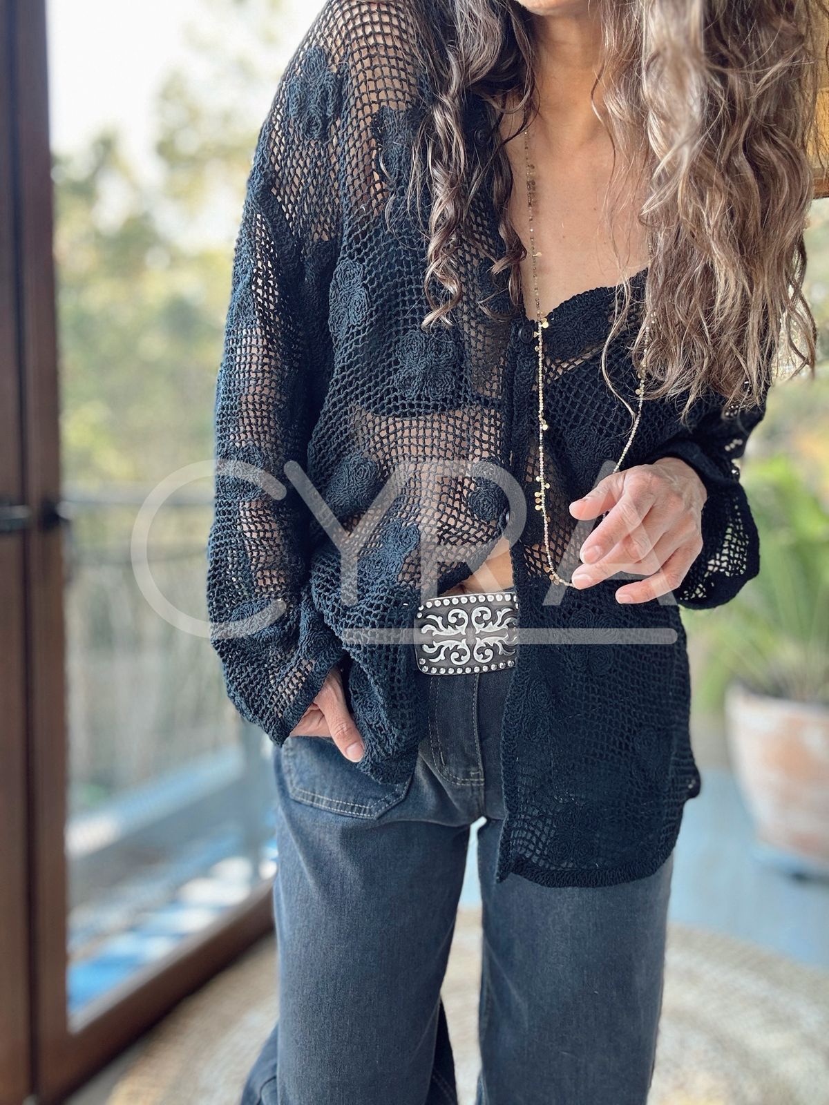 Chaleco hilo flores negro