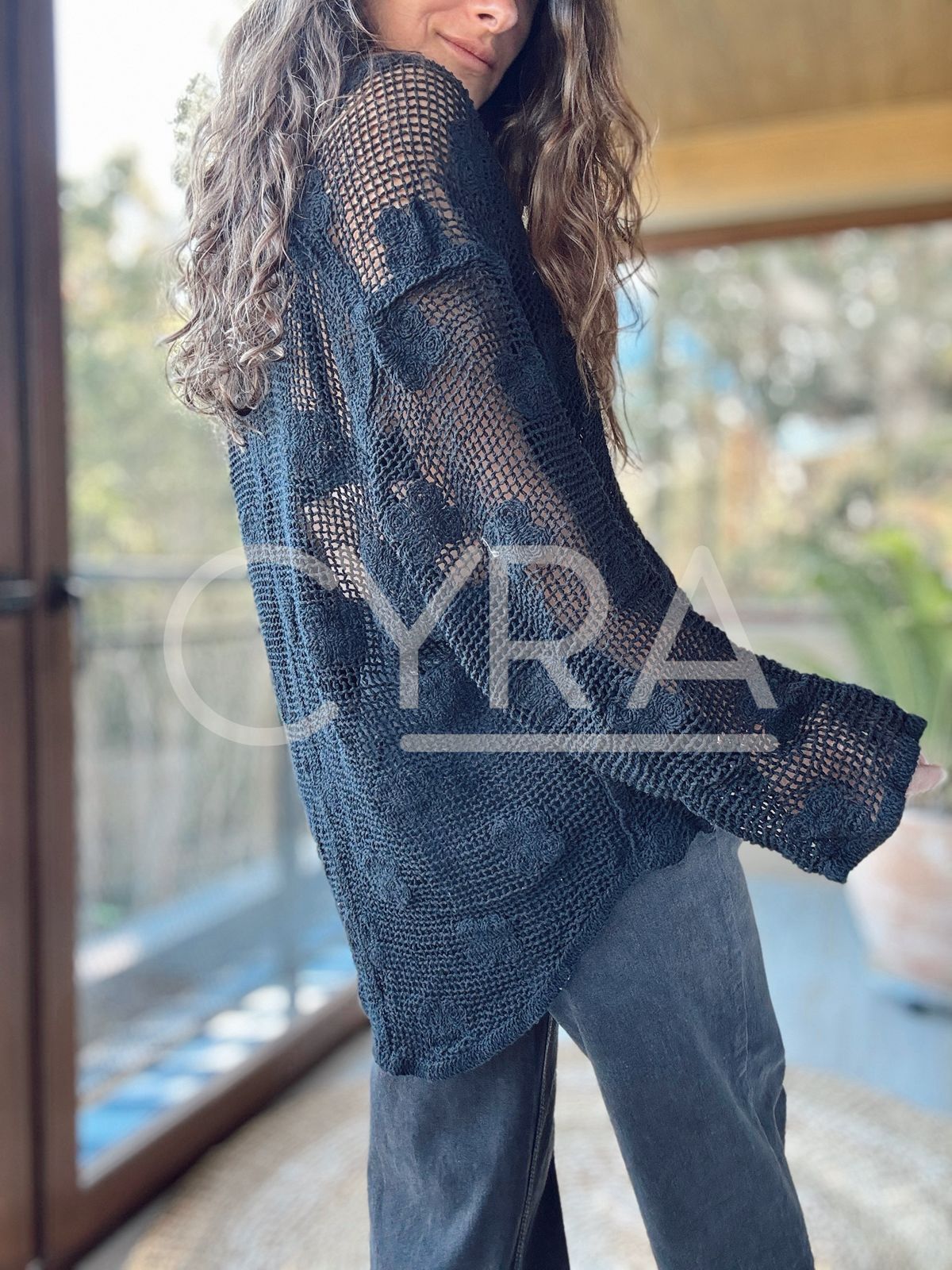 Chaleco hilo flores negro