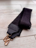 Strap fleco negro