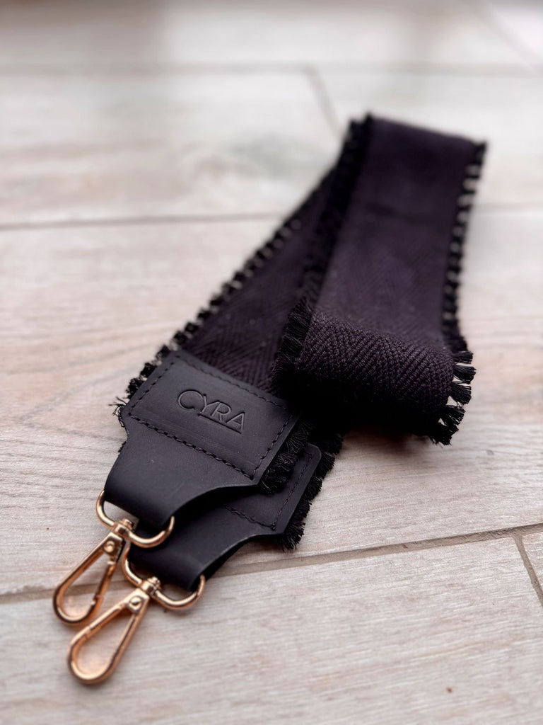 Strap fleco negro