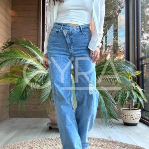 Jeans botón cruzado