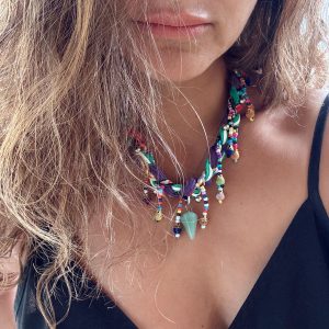 Collar péndulo verde