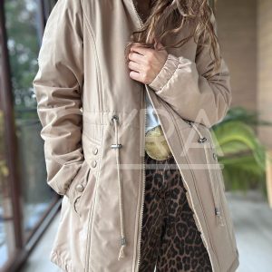 Chaqueta impermeable reversible beige