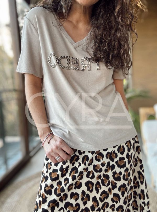 Polera tachas beige - Imagen 4