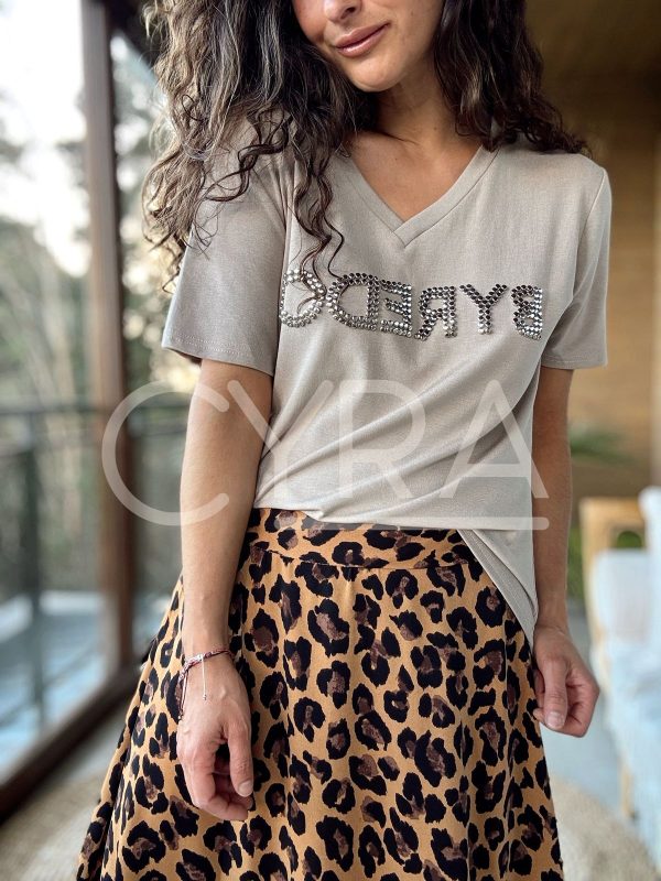 Polera tachas beige - Imagen 2